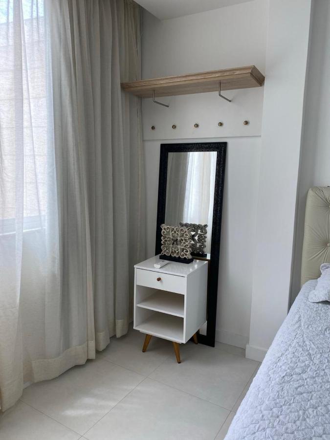 Apartamento Copacabana - Quadra Da Praia Рио-де-Жанейро Экстерьер фото
